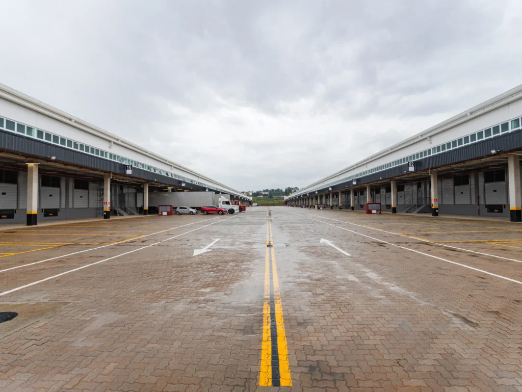 Imagem de galpão triple A